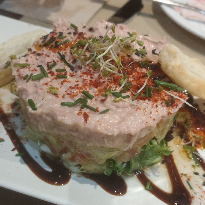 photo of Vegania Veggie Bar Carabanchel Tartar de no atún shared by @bitauniverse on  22 Jul 2025 - review