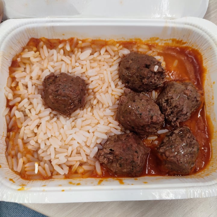 photo of Heura Albóndigas de Heura con tomate y arroz shared by @georgina722 on  15 May 2024 - review