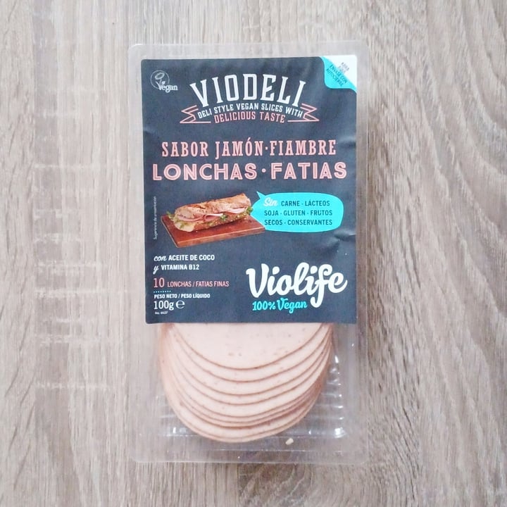 photo of Violife Viodeli fiambre sabor jamón shared by @angso on  20 Aug 2023 - review
