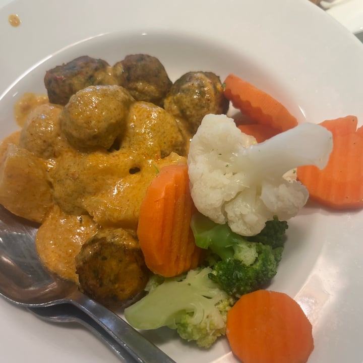 photo of IKEA Tampines Vegetable balls with coconut curry shared by @soy-orbison on  25 Oct 2023 - review
