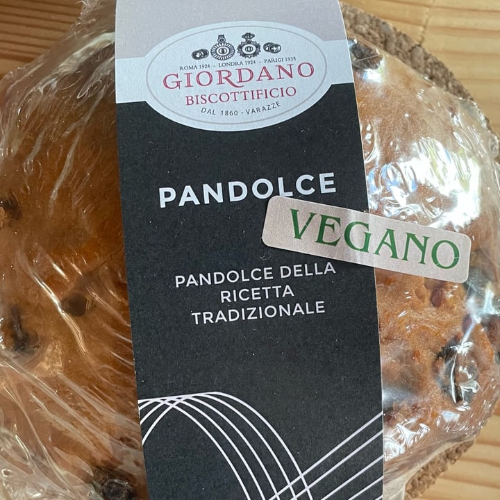photo of Biscottificio Giordano Pandolce vegano shared by @veganredvelvet on  10 Oct 2025 - review