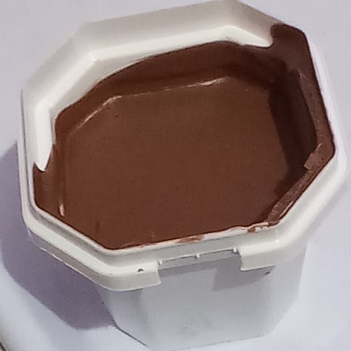 photo of Dona Muuh Vegan Muuh Della - Creme de Avelã com Cacau shared by @estrelaveg on  29 Jun 2025 - review
