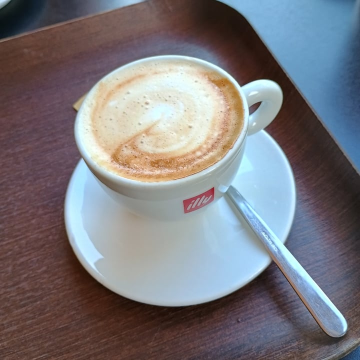 photo of Vinegar Cappuccino Con Latte Di Mandorla shared by @geb on  19 May 2025 - review