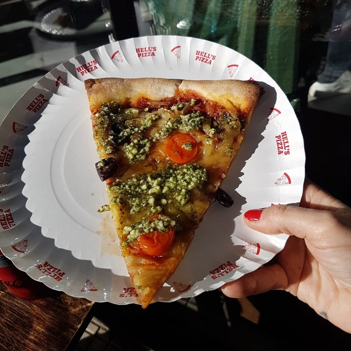 photo of Hell´s Pizza Pizza Vegana shared by @vforvegan on  14 Sep 2023 - review