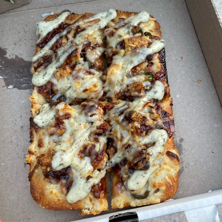 photo of 4th & State Maui Wowie - Personal Pan Pizza shared by @jacobnewstar on  31 Jul 2024 - review
