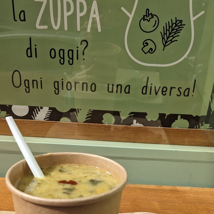 photo of PRIMA LA MATERIA Zuppa di lenticchie ceci scarola zucca shared by @elisabettaveg on  09 Mar 2024 - review