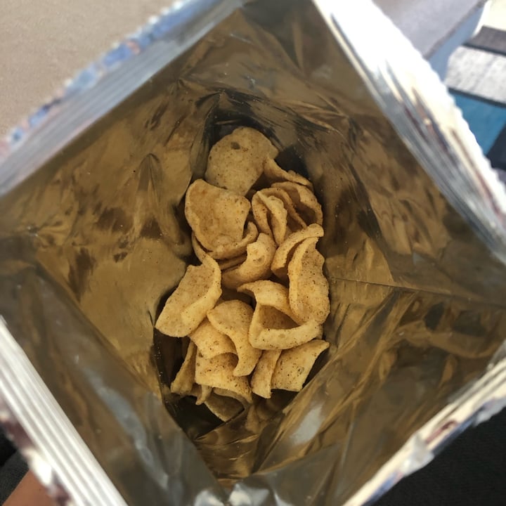 photo of Eat Real Chilli and Lemon Lentil Chips shared by @zsuz on  10 Apr 2024 - review