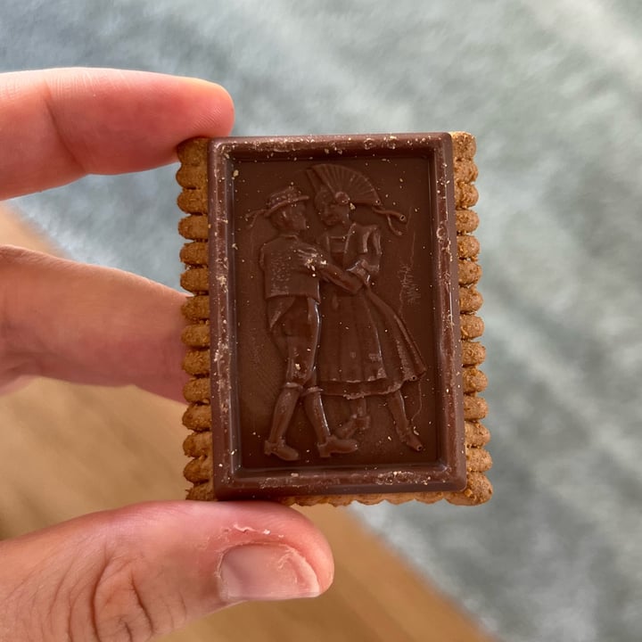 photo of Migros V-Love petit biscuits choco shared by @pattini on  19 Aug 2023 - review