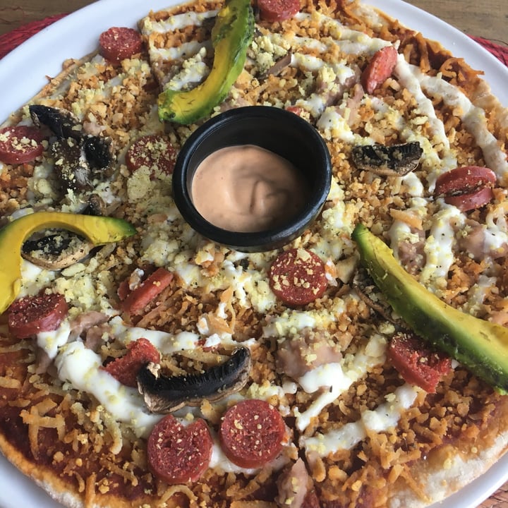 photo of Cinnamon Veggie pizza bosque shared by @jatzi on  30 May 2025 - review