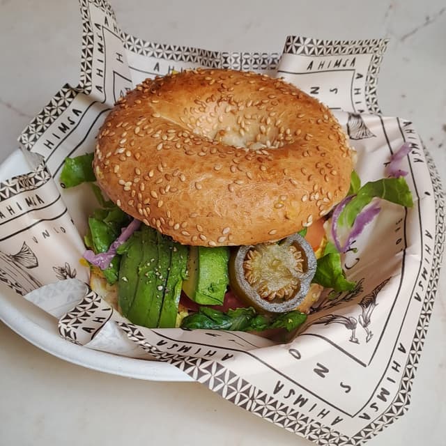 Photo of the dish “deluxe bagel”