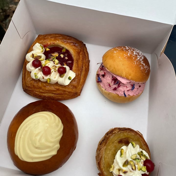 photo of Life's a Peach Seasonal Danish shared by @david- on  16 Feb 2025 - review