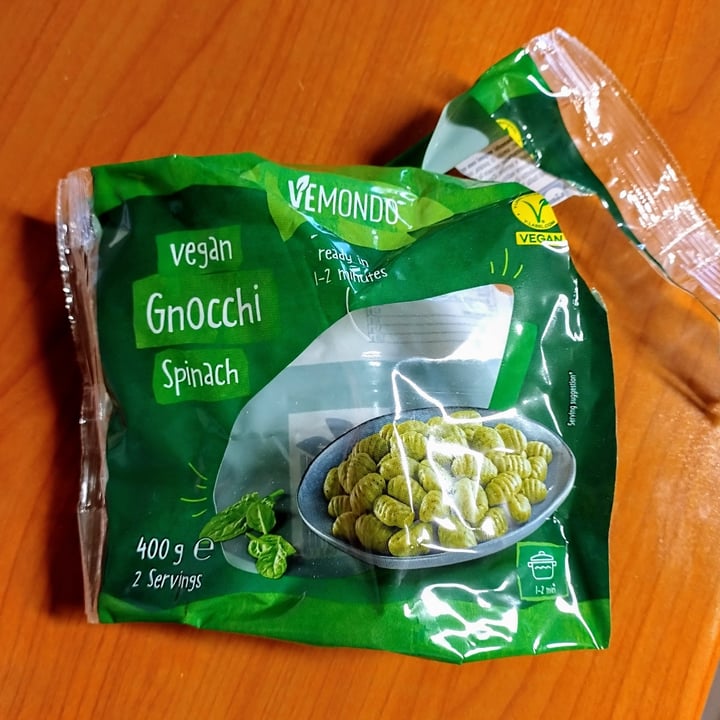 photo of Vemondo vegan gnocchi spinach shared by @lidiaaguilar on  22 Jan 2024 - review