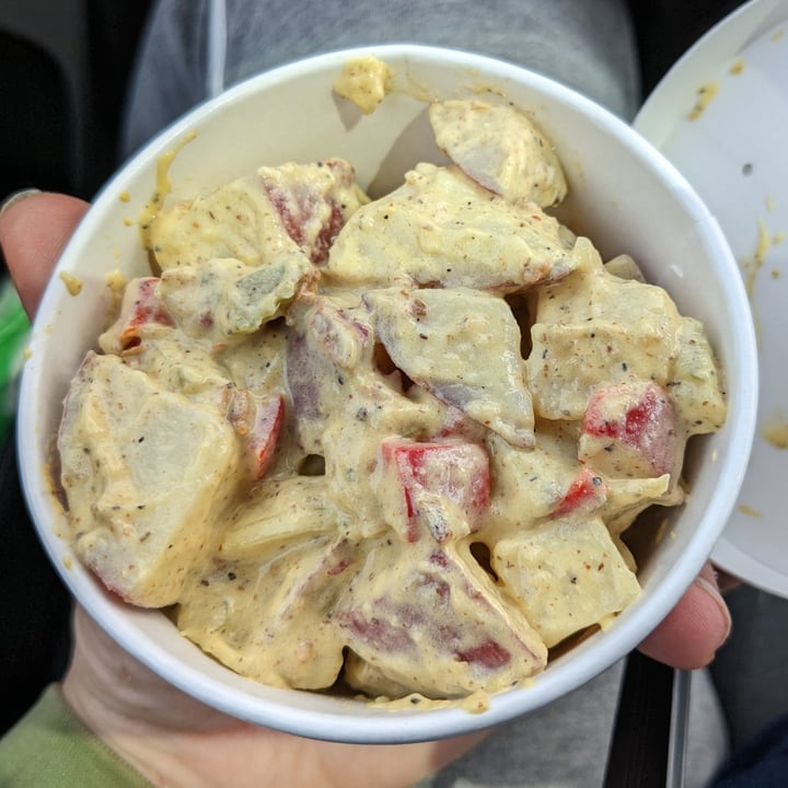 photo of Vida's Plant Based Butcher Red Skinned Potato Salad shared by @kristikrum on  02 May 2024 - review