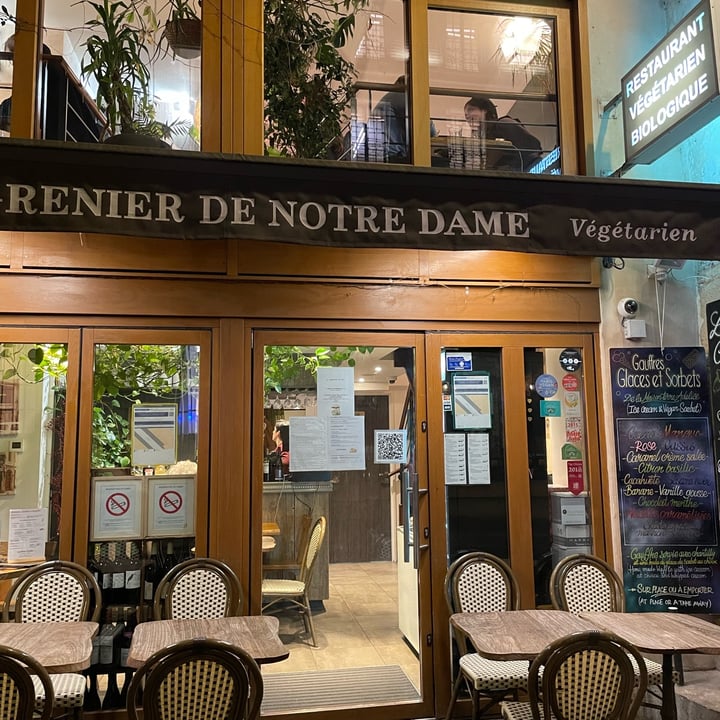 photo of Le Grenier de Notre-Dame La salade auvergnate shared by @saragrw13 on  21 Feb 2024 - review