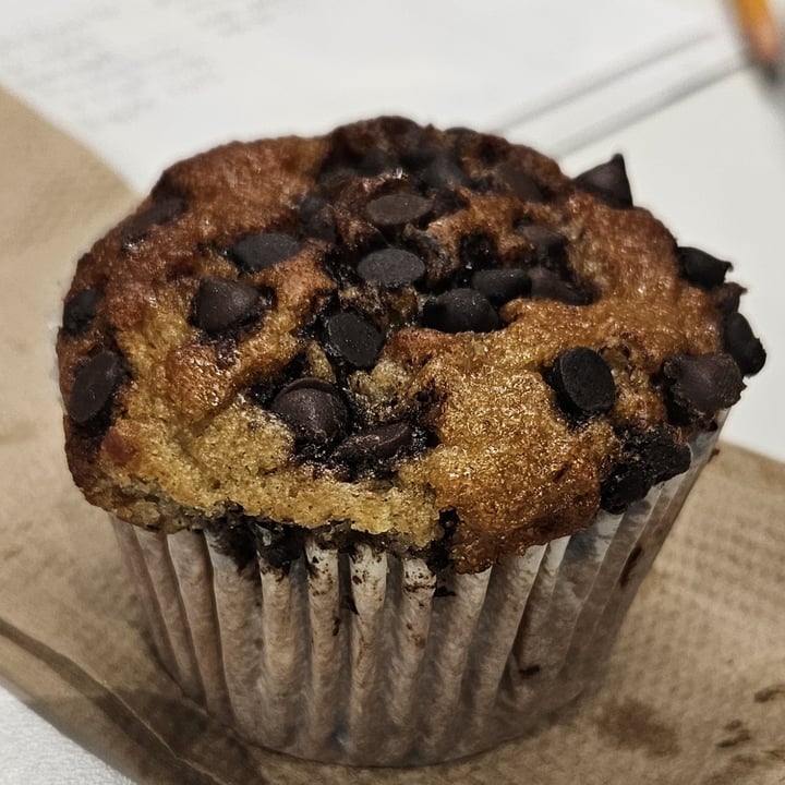 photo of Brek & Shake Banana And Chocolate Muffin shared by @darkxocolatl on  30 Sep 2024 - review