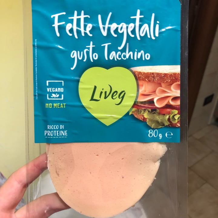 photo of Liveg fette vegetali gusto tacchino shared by @doomkitty on  09 Sep 2023 - review