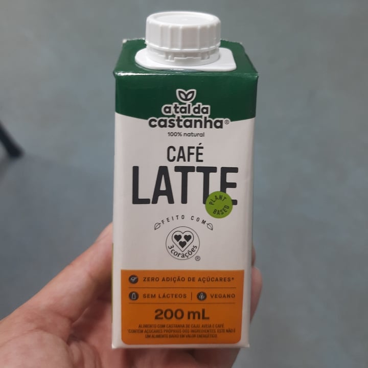 photo of A Tal da Castanha Café Latte shared by @lorenneves on  06 Mar 2024 - review