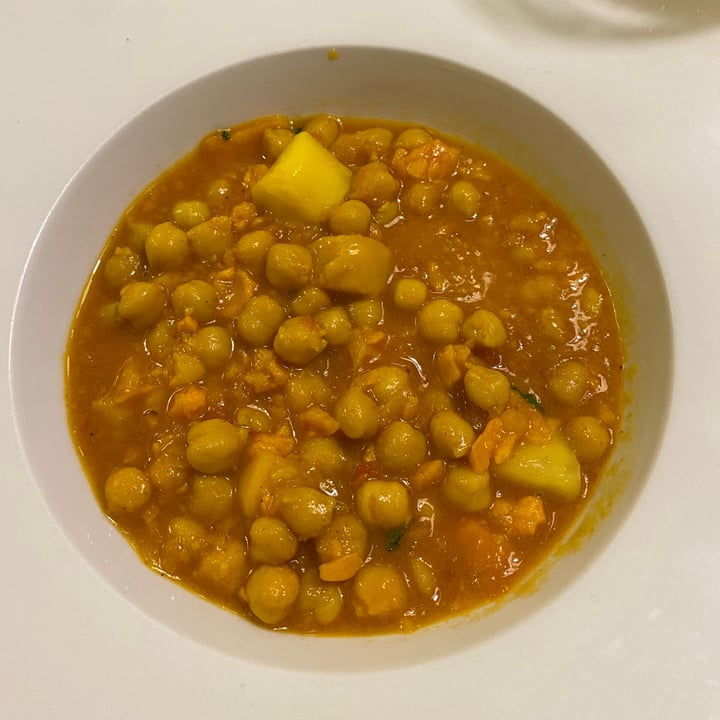 photo of Trintaedous Garbanzos al Curry con Boniato y Mango shared by @sapelo on  29 Oct 2023 - review