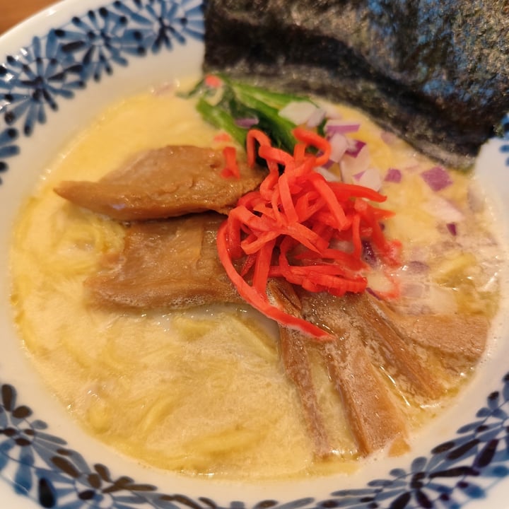 photo of Pivot BASE Cafe & Bar ＠Dotonbori Tonkotsu Ramen shared by @rominaguch on  04 Oct 2025 - review
