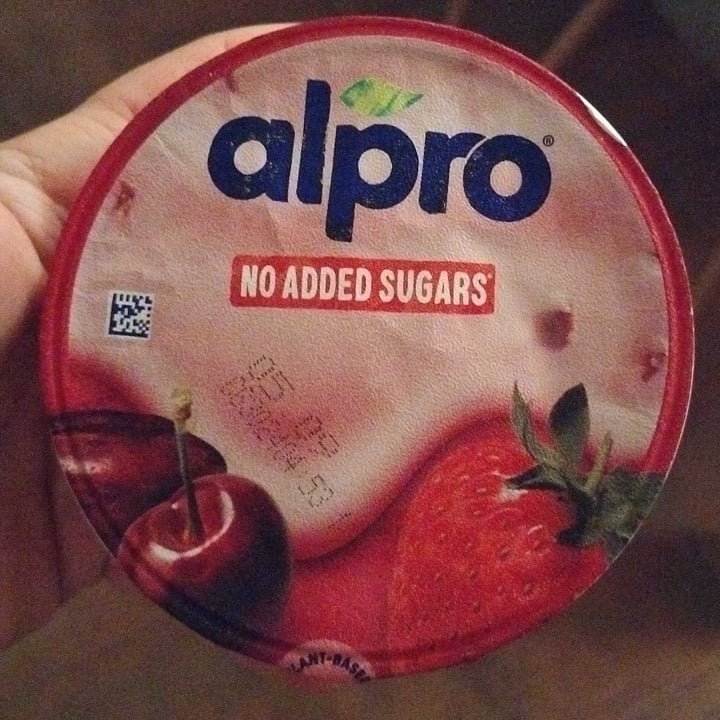 photo of Alpro no zuccheri aggiunti frutti rossi con datteri shared by @arianna93 on  04 Sep 2025 - review