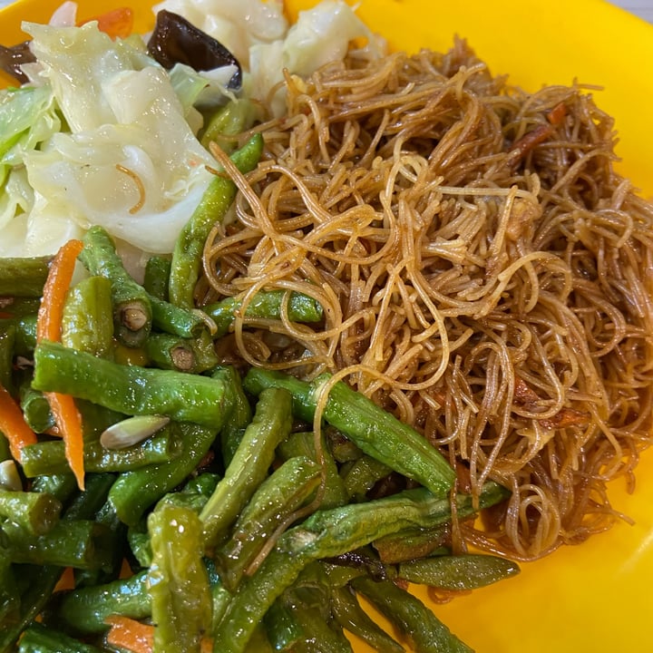 photo of Vegetarian @ TP Mixed Vegetable Beehoon shared by @fxk on  25 Mar 2024 - review
