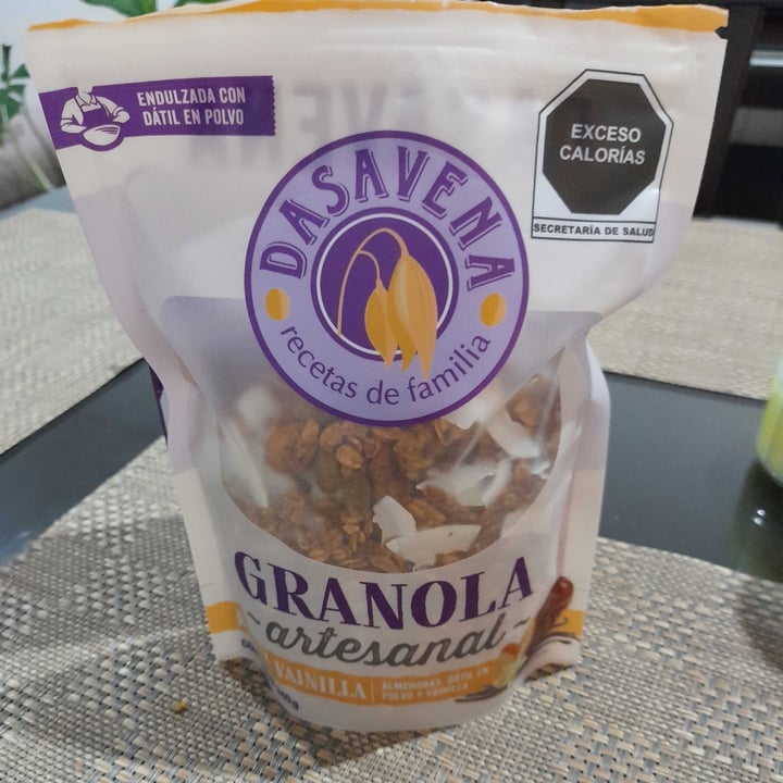 photo of Dasavena Granola Artesanal Receta Vainilla shared by @pilina on  26 Jan 2025 - review