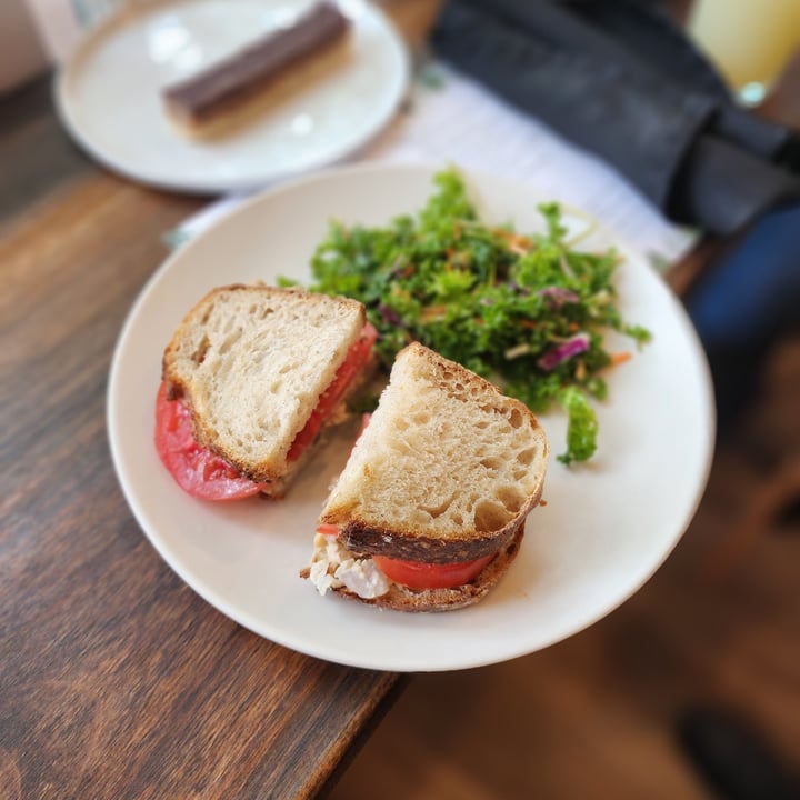 photo of Botanical Plant-Based Fare Chickpea Tuna Sandwich shared by @hogskisses on  10 Oct 2023 - review