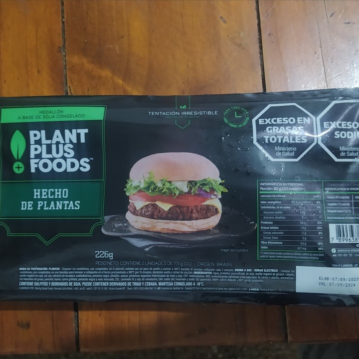 photo of Plant Plus Foods Hambúrguer shared by @titorxhc on  29 Jan 2024 - review