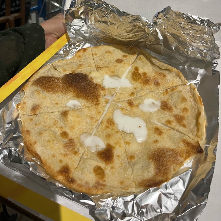 photo of Ristorante Orizzonte Recco Focaccia Col Formaggio Vegan shared by @soff98 on  09 Jun 2024 - review