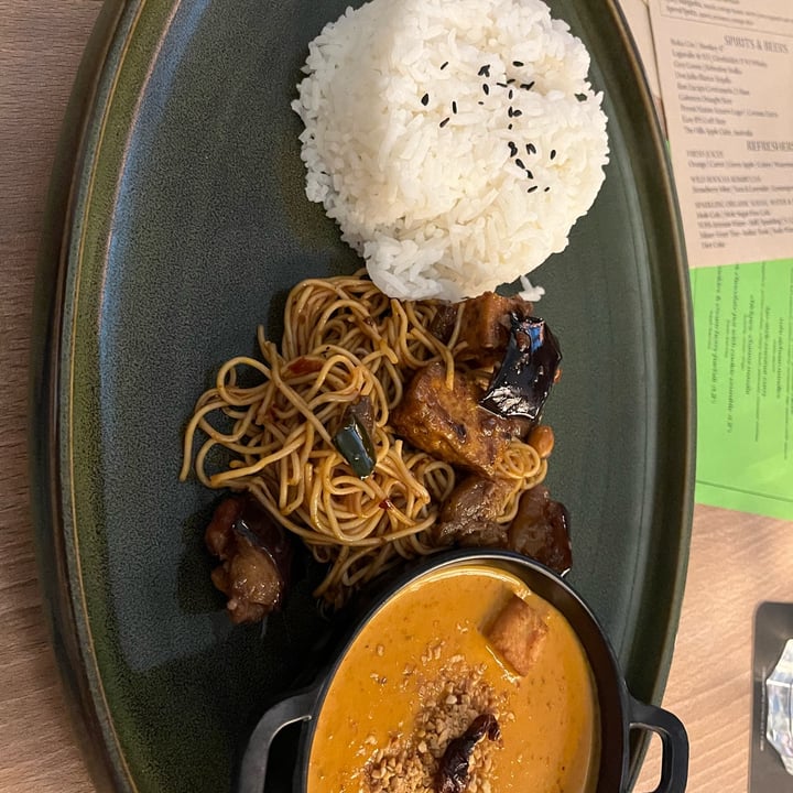photo of The Dempsey Project Tofu Sichuan Mala Noodles shared by @foosh on  27 Aug 2024 - review