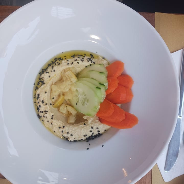 photo of INCOLTA Hummus shared by @elisata on  27 Jun 2025 - review