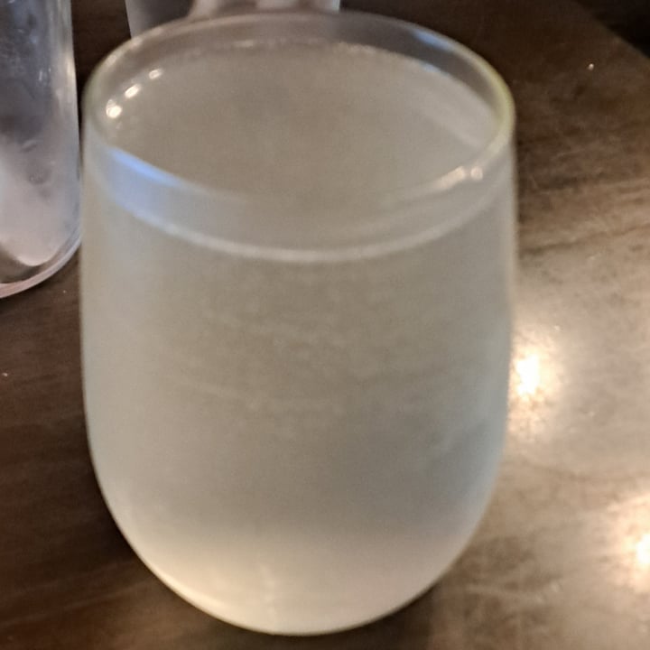 photo of Hawker Wildside Soda - Cider Wood shared by @svraphael88 on  20 Sep 2025 - review
