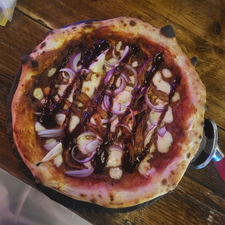 photo of The Sound Lounge BBQ Pulled 'Pork' pizza shared by @ecovegangeek on  04 Sep 2025 - review