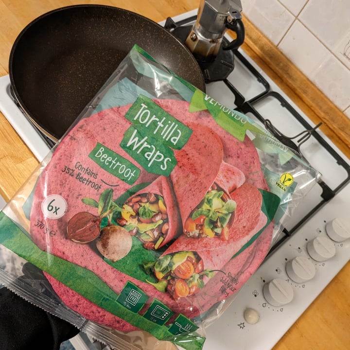 photo of Vemondo Tortilla wraps beetroot shared by @annabelecter on  11 Jan 2024 - review