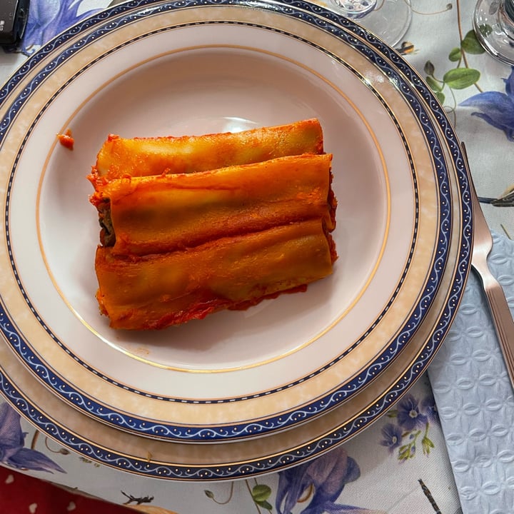 photo of La Veg Époque Home Food di Monica Cameli cannelloni tofu e spinaci shared by @nalina on  01 Apr 2024 - review