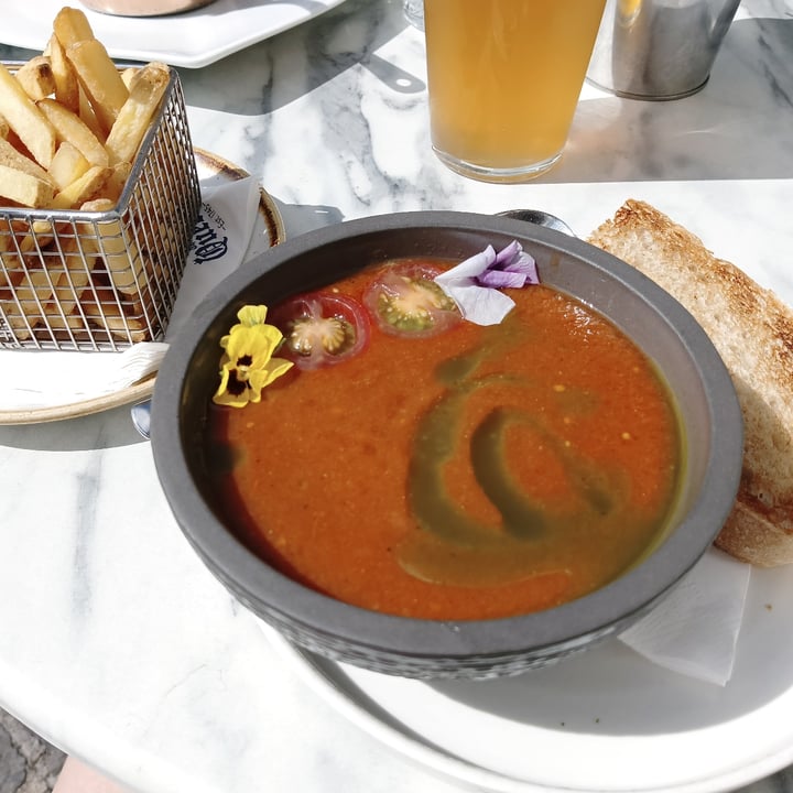 photo of The Queens Bar gazpacho shared by @sandrina91 on  20 Aug 2023 - review