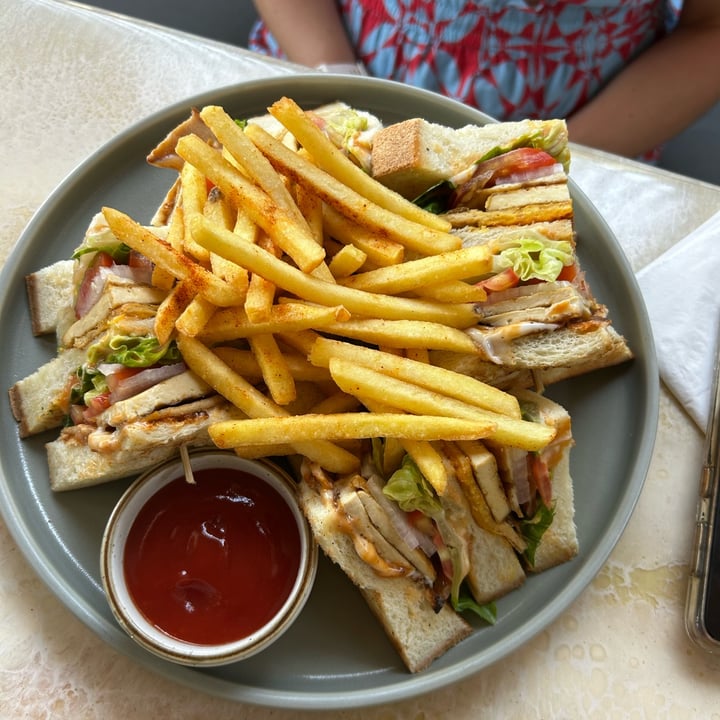 photo of I Am Vegan Babe Cafe Babe Club Sandwich shared by @alyrauff on  06 Oct 2025 - review