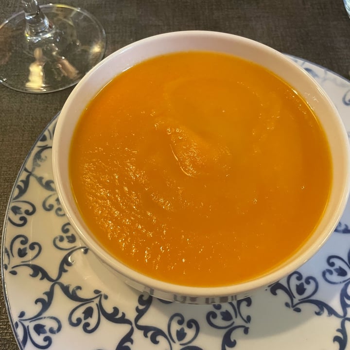 photo of Ca n'Ela Vegan Restaurant Crema de zanahoria shared by @miguelangelgc82 on  31 Dec 2023 - review