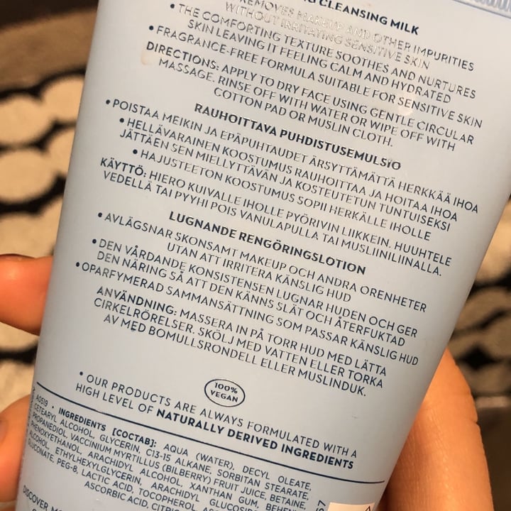 photo of Lumene Soothing Cleansing Milk shared by @heltsus on  30 Dec 2023 - review