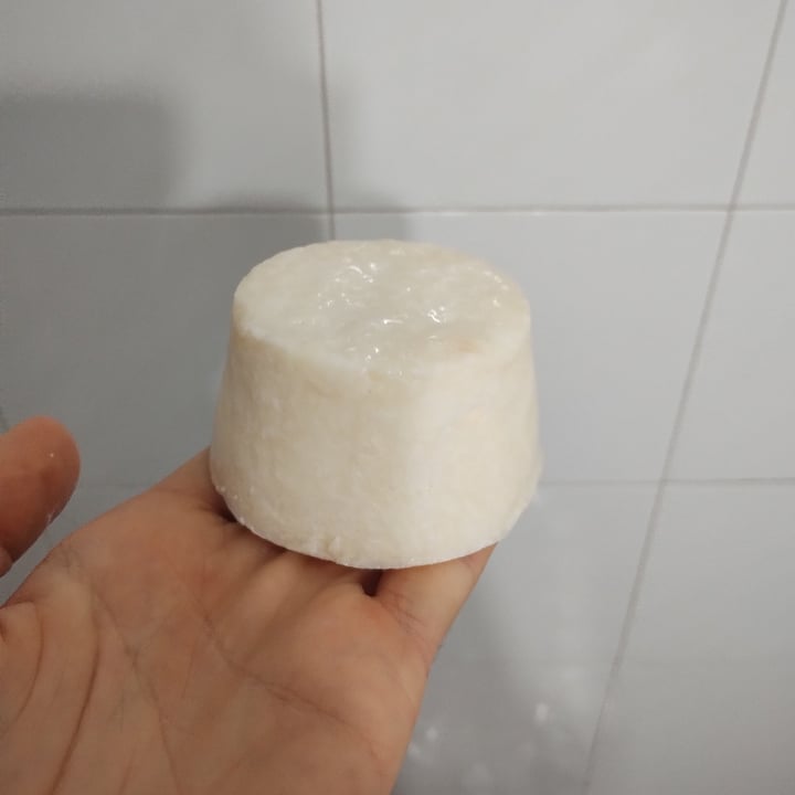photo of Sentida Botánica Shampoo sólido cabello equilibrado shared by @aldyribo on  04 Aug 2024 - review