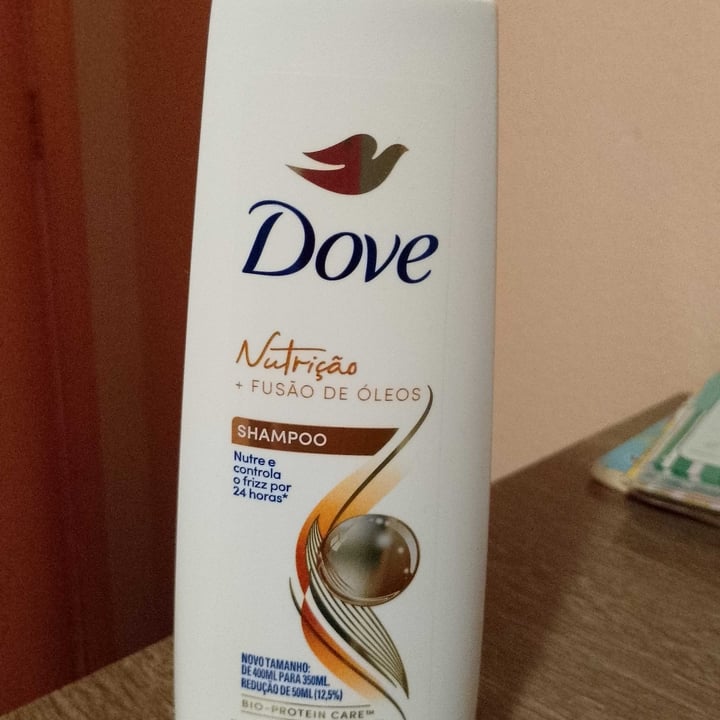 photo of Dove dove shampoo shared by @ledac on  31 Mar 2024 - review