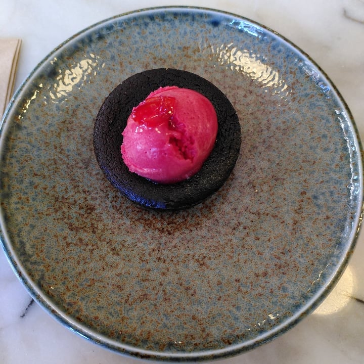 photo of Kin Chocolate Mi-cuit shared by @bezette on  30 Mar 2025 - review