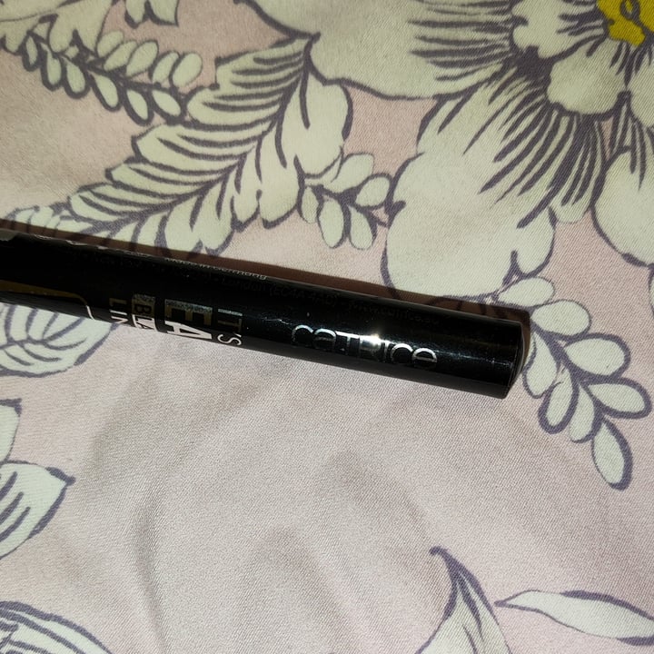 photo of Catrice Cosmetics its easy black liner shared by @goe on  19 Sep 2025 - review
