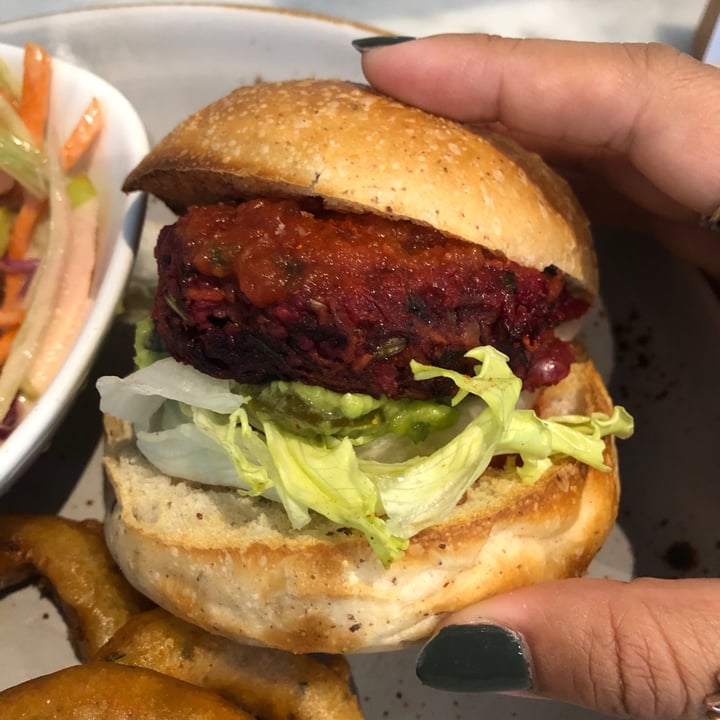 photo of Real Food Beet (Millet) Burger shared by @skinnykatwoman on  14 Oct 2023 - review