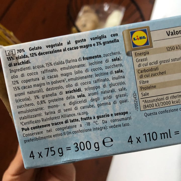 photo of Vemondo gelato vegano cono al gusto vaniglia shared by @seitansistah on  30 Aug 2023 - review