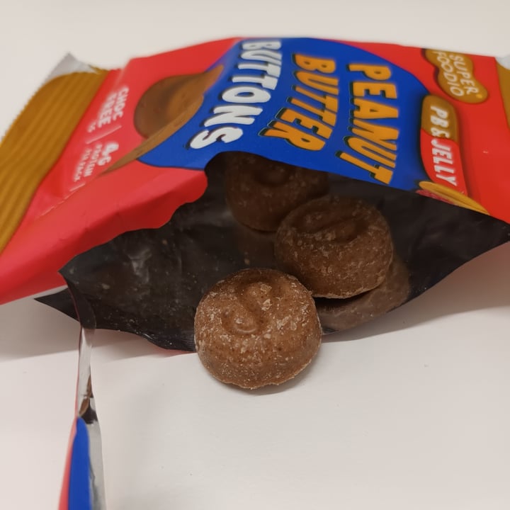 photo of Superfoodio PB & Jelly Peanut Butter Buttons shared by @emsieee on  08 Sep 2025 - review