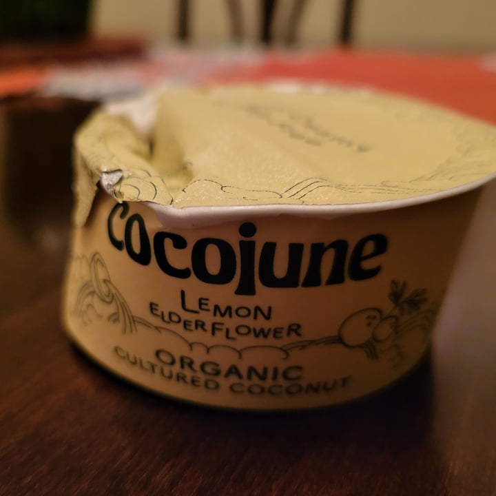 photo of cocojune Lemon Elderflower shared by @acastillon on  30 Dec 2023 - review