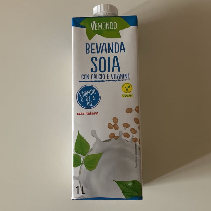 photo of Vemondo bevanda soia con calcio e vitamine shared by @anto- on  24 Dec 2023 - review