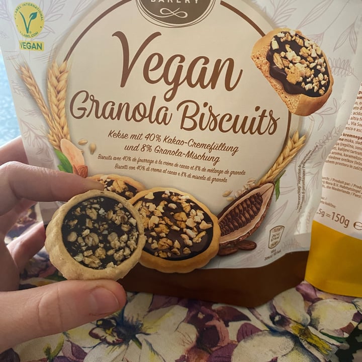 photo of Finest Bakery vegan granola biscuits shared by @17mononoke on  28 Oct 2024 - review