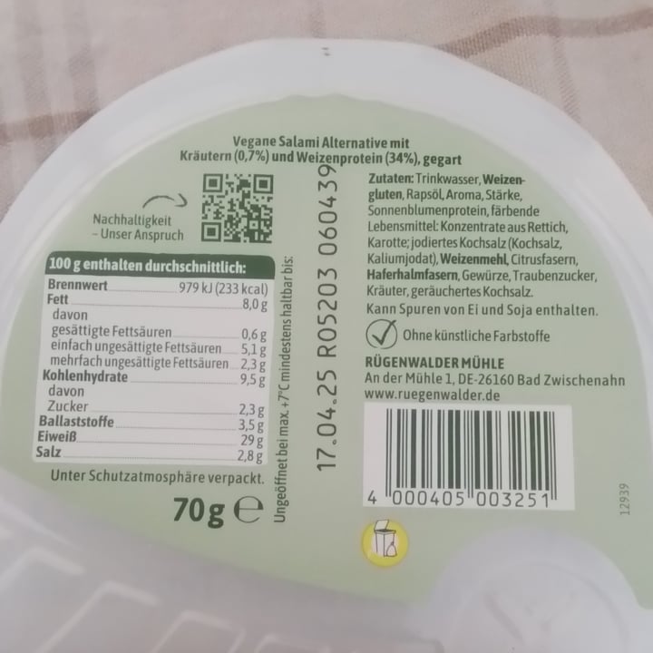 photo of Rügenwalder Mühle Veganer Hauchgenuss Mediterrane Kräuter - Typ Salami shared by @thegermantrashpanda on  14 Mar 2025 - review